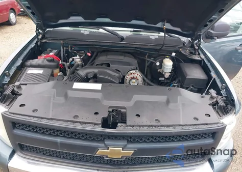 2009 Chevrolet Silverado 1500 Work Truck from USA, damaged, VIN 1GCEK14C89Z118669